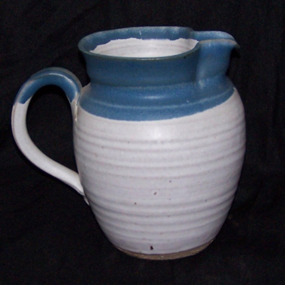 Stoneware Pitcher - Picture 3 of 9